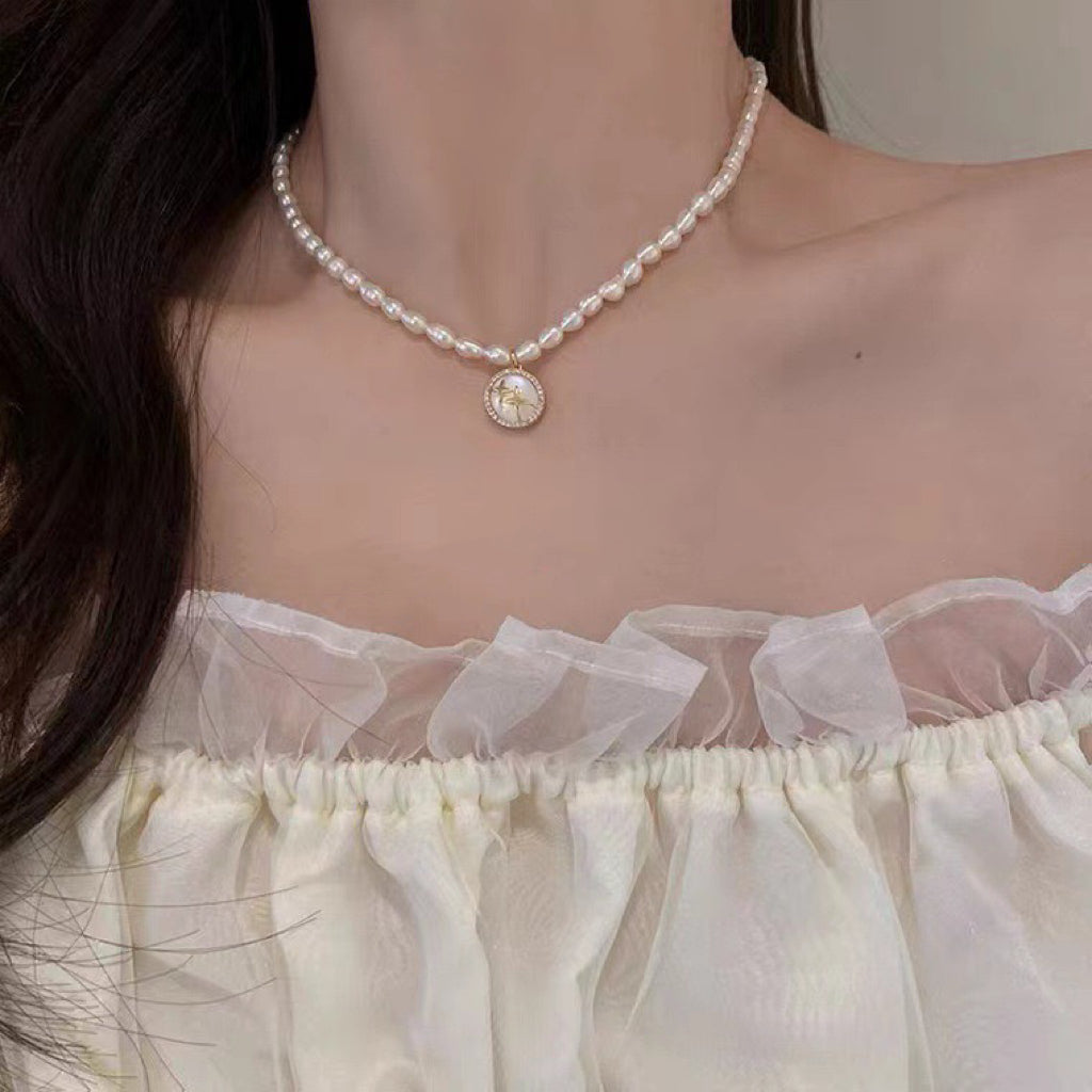 Monica Pearl Necklace