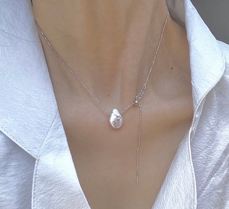 Lorie Baroque Pearl Necklace