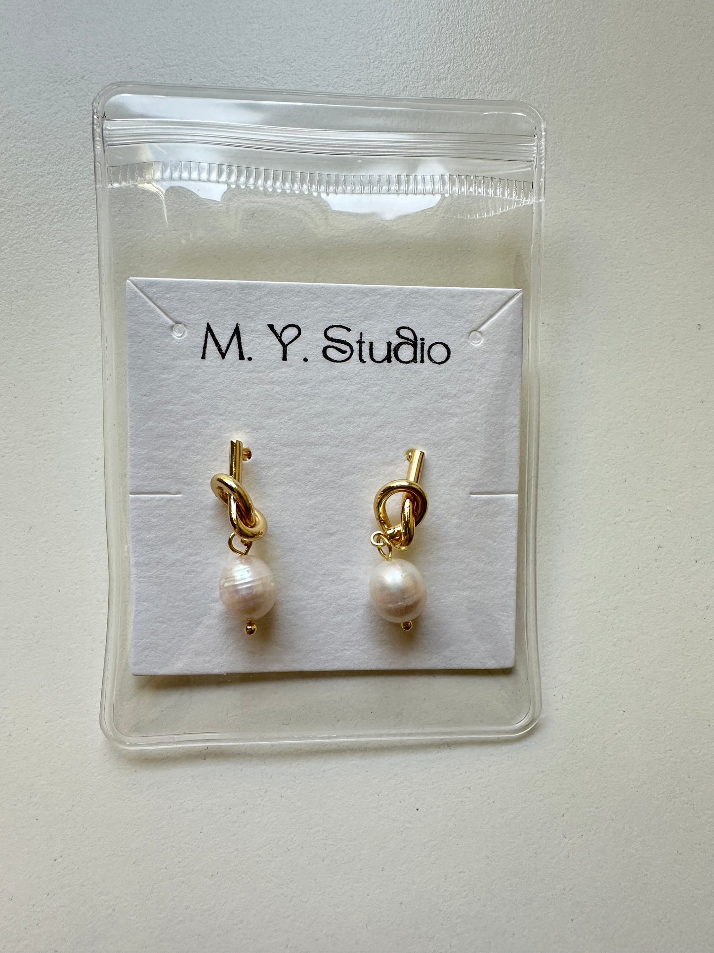 Knots Pearl Drop Earrings